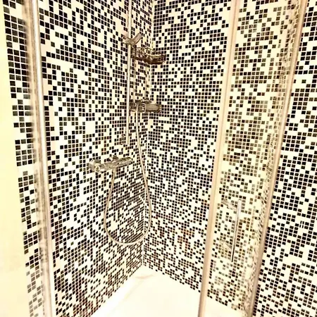 Geraeumige Loft In Idyllischer Lage Appartement *